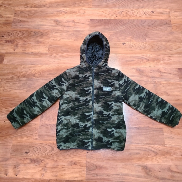 Boys Eddie Bauer Reversable Coat - Picture 2 of 3